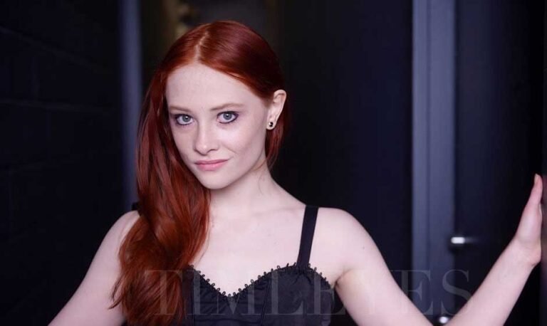 Charlotte-Lindsay-Marron