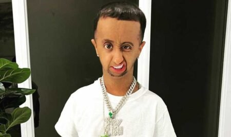 The BabyAlien FanBus: A Viral Phenomenon Bridging Fandom and Fun