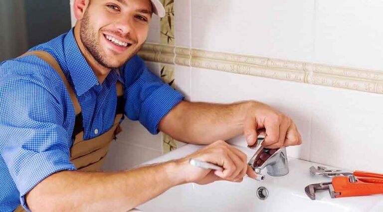5 Benefits of Hiring a Commercial Plumber for Your Business