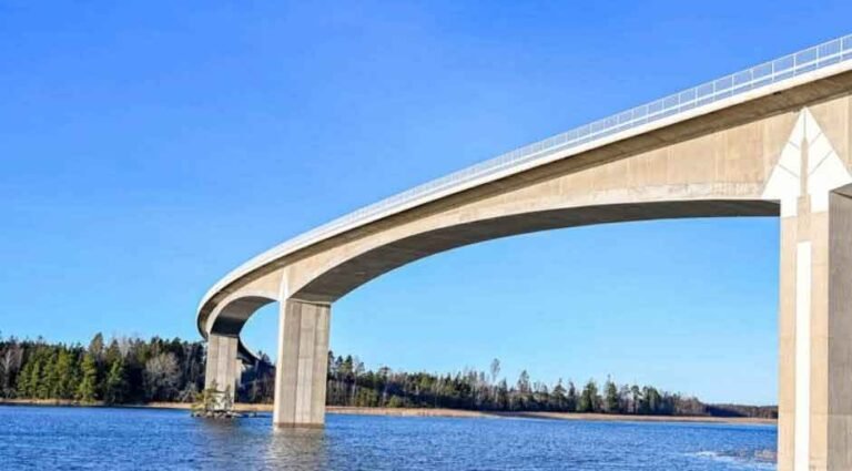 Lifespan and Maintenance Requirements of Bridge Beams