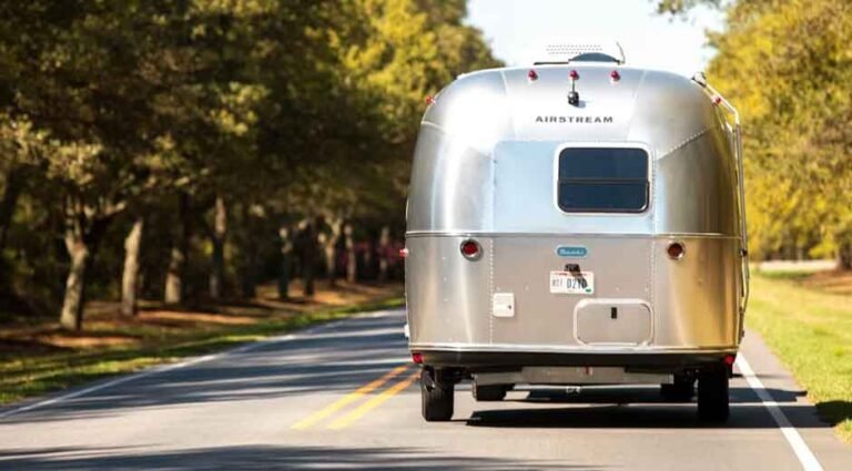 Rough Roads or Beach Vibes? Pick a Trailer That Fits
