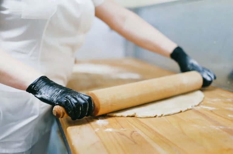 The Art of Homestyled High-Quality Pies vs. Mass-Produced Pies