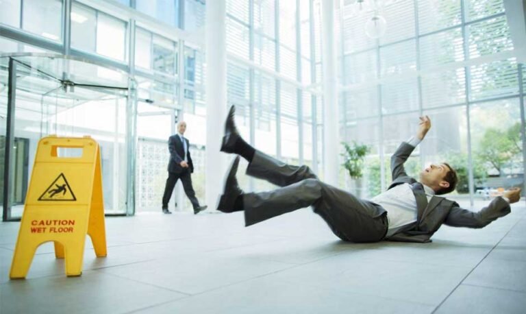 Slip and Fall Lawyer in Kansas City