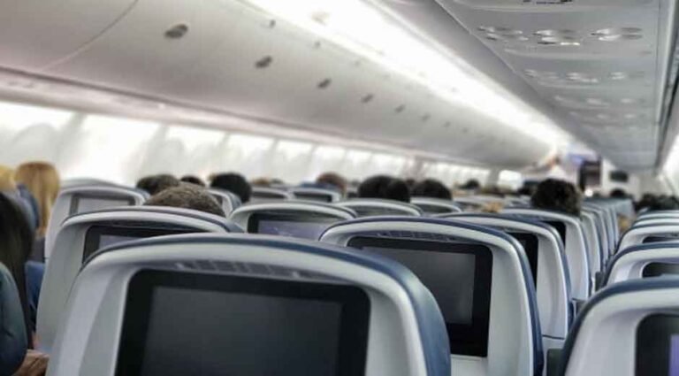Ready for the Unexpected: How Modern Aircraft Life Vests Combine Comfort, Compliance, and Protection