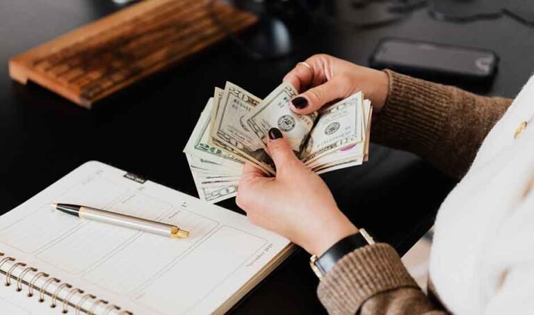 What You Need To Know About Working With A Financial Advisor